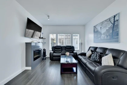 10 13864 Hyland Road, Surrey, BC, Surrey — Townhouse for sale