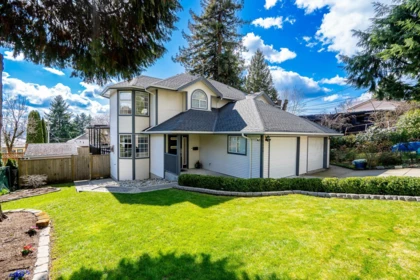 1120 Hachey Avenue, Coquitlam, BC, Coquitlam — Half Duplex for sale