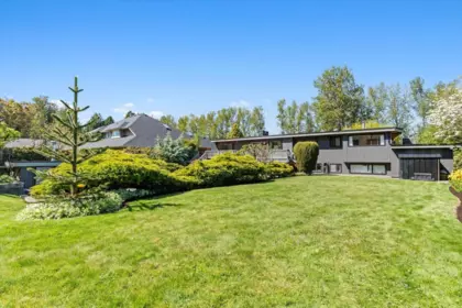 Swimming Pool Photo of 46950 Crabtree Lane, Chilliwack, BC