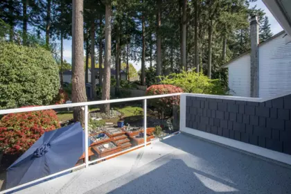 Backyard Photo of 980 164 Street, White Rock, BC