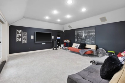 Swimming Pool Photo of 3027 Plateau Boulevard, Coquitlam, BC