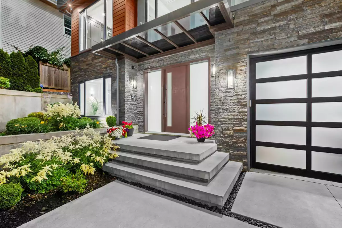 Living Room Photo of 13141 Marine Drive, Surrey, BC