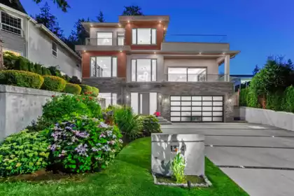 13141 Marine Drive, Surrey, BC, Surrey — Single Family Residence for sale