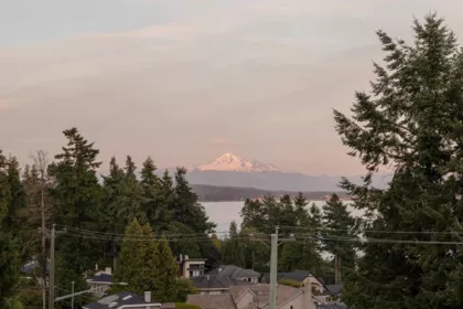 Fitness Center Photo Near 13141 Marine Drive, Surrey, BC