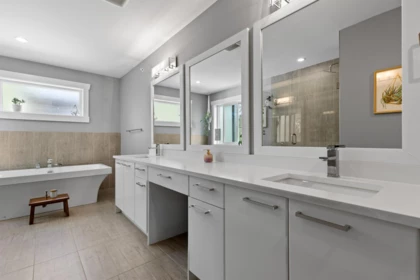Laundry Room Photo of 12213 207a Street, Maple Ridge, BC