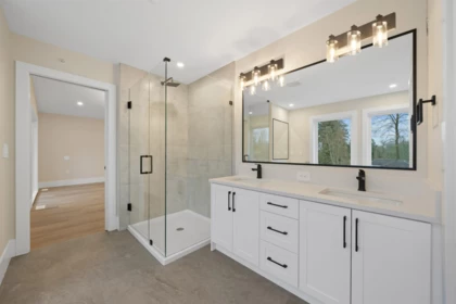 Hallway Photo of 13586 Foreman Drive, Maple Ridge, BC