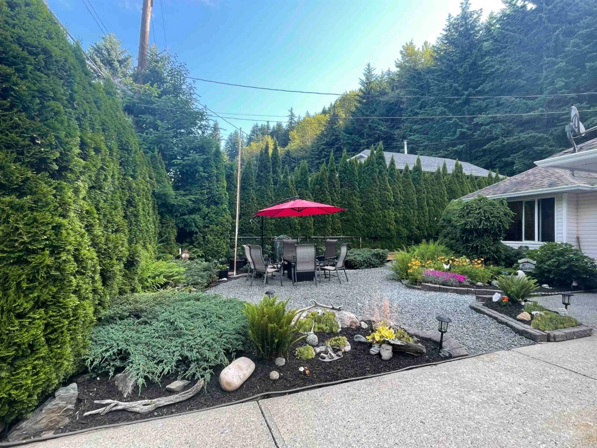 Family Room Photo of 21454 Richmond Drive, Hope, BC