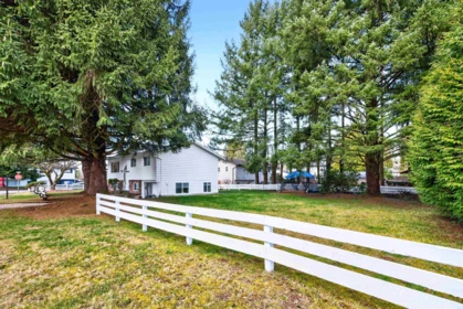 Outdoor Kitchen Photo of 21099 Berry Avenue, Maple Ridge, BC