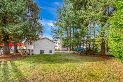 Swimming Pool Photo of 21099 Berry Avenue, Maple Ridge, BC