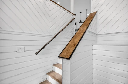 Walk-In Closet Photo of 21099 Berry Avenue, Maple Ridge, BC