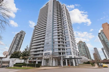 1102 4400 Buchanan Street, Burnaby, BC, Burnaby — Apartment/Condo for sale