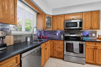 Breakfast Nook Photo of 6109 W Greenside Drive, Surrey, BC