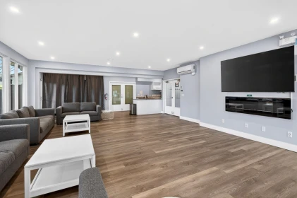 Garage Interior Photo of 6109 W Greenside Drive, Surrey, BC