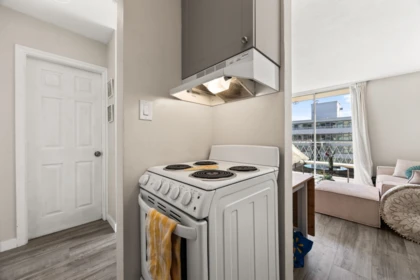 701 1100 Harwood Street, Vancouver, BC, Vancouver — Apartment/Condo for sale