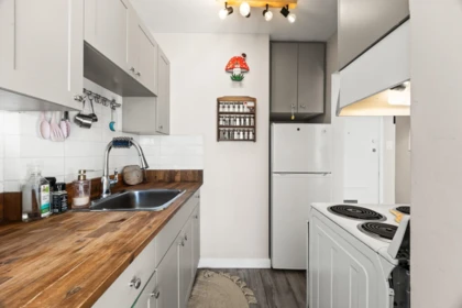 701 1100 Harwood Street, Vancouver, BC, Vancouver — Apartment/Condo for sale