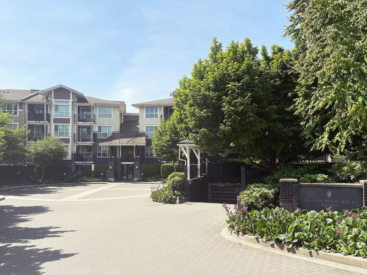 Family Room Photo of 219 5788 Sidley Street, Burnaby, BC