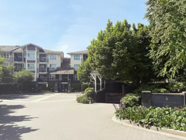 219 5788 Sidley Street, Burnaby, BC, Burnaby — Apartment/Condo for sale