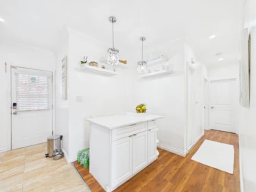 Primary Bathroom Photo of 1115 Dublin Street, New Westminster, BC