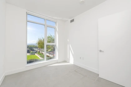 Laundry Room Photo of 807 2435 Kingsway, Vancouver, BC