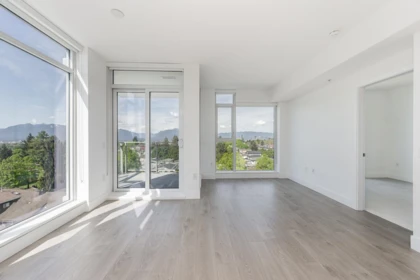 Primary Bathroom Photo of 807 2435 Kingsway, Vancouver, BC