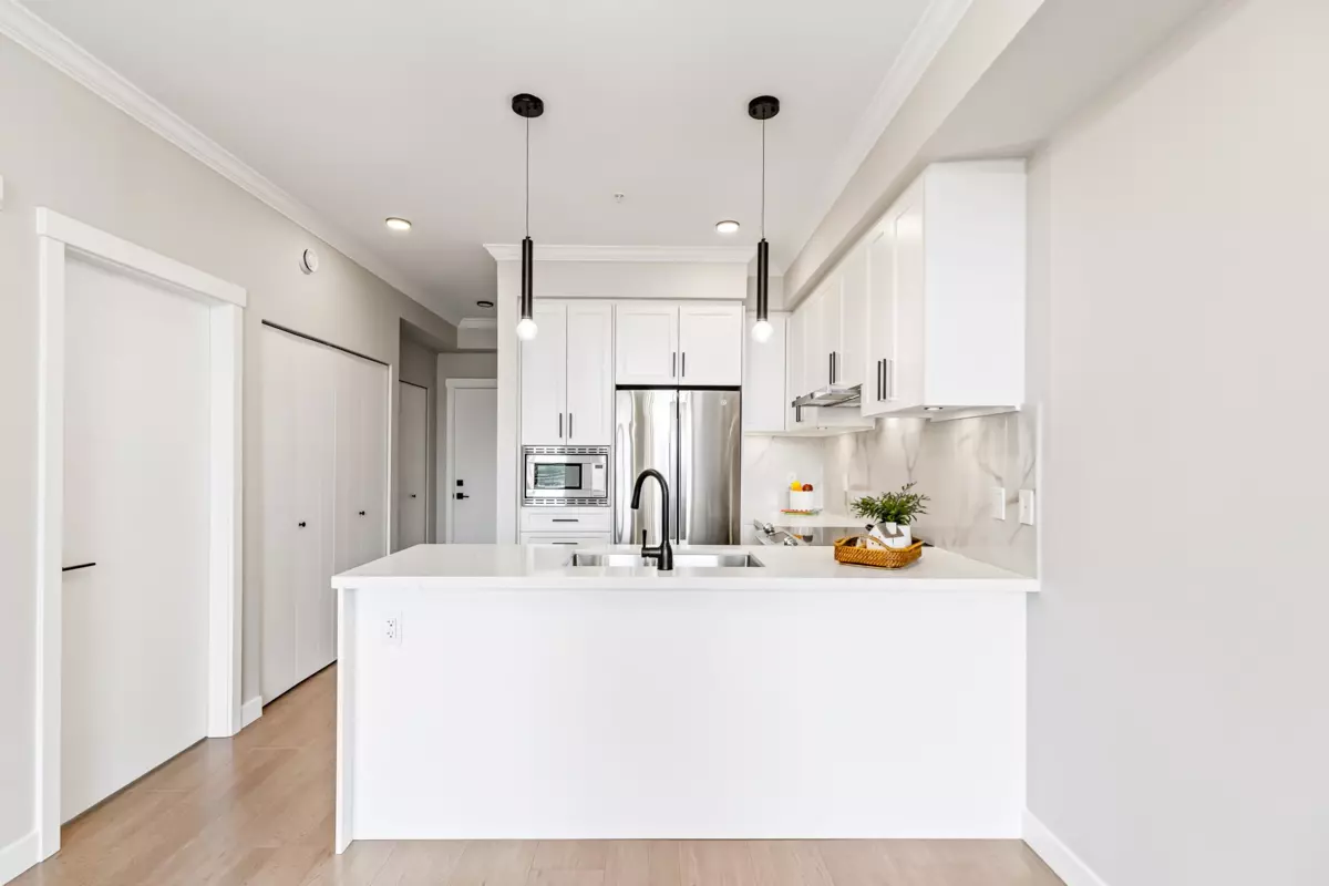 Dining Area Photo of 510 12109 223 Street, Maple Ridge, BC