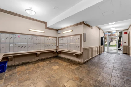 Hallway Photo of 319 418 E Broadway, Vancouver, BC