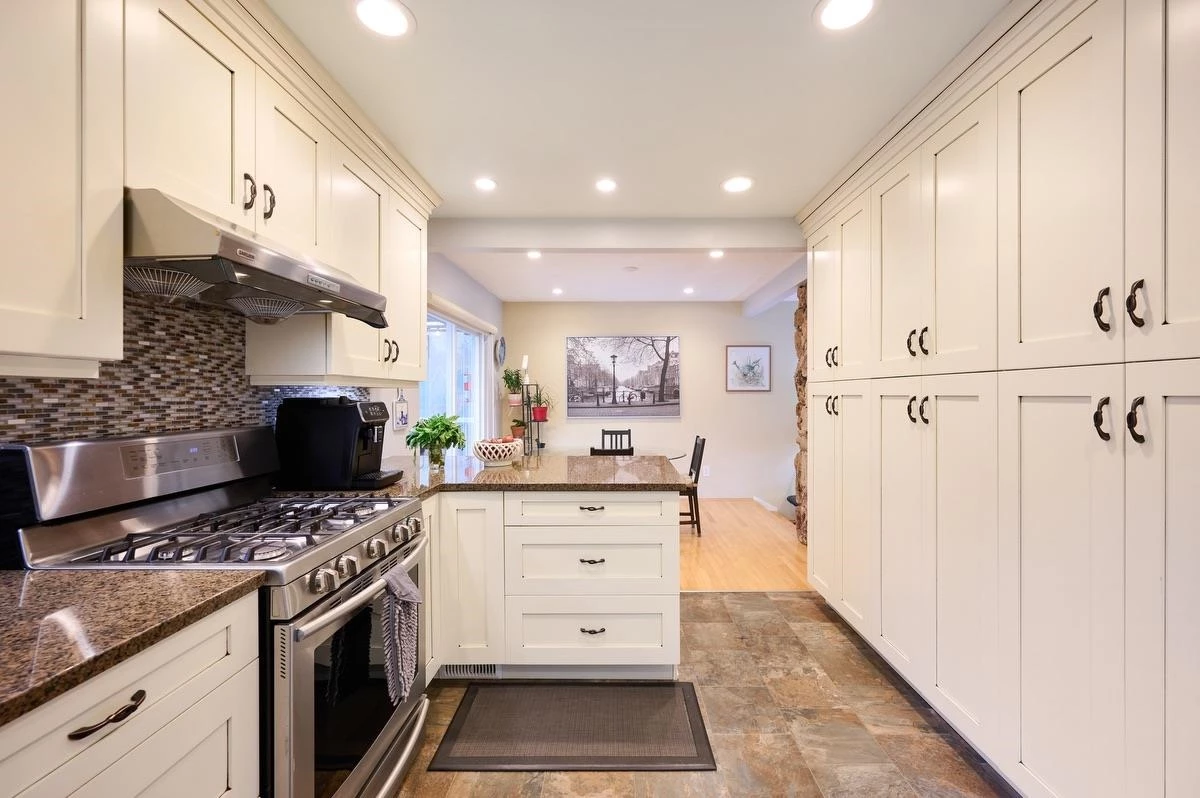 Family Room Photo of 3222 Pinda Drive, Port Moody, BC