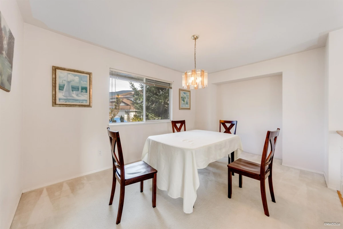 Dining Area Photo of 3315 El Casa Court, Coquitlam, BC