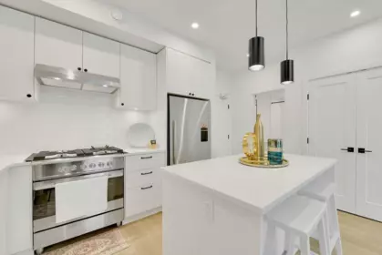 Primary Bathroom Photo of #109 2425 166 Street, Surrey, BC