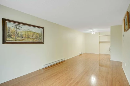 Breakfast Nook Photo of 215 9952 149 Street, Surrey, BC