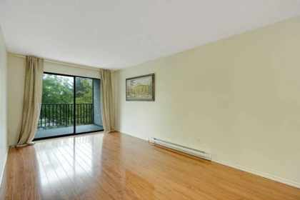 215 9952 149 Street, Surrey, BC, Surrey — Apartment/Condo for sale