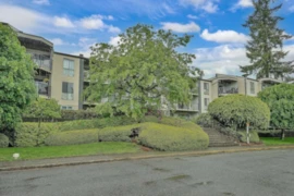 215 9952 149 Street, Surrey, BC