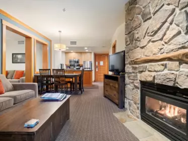 215C 2036 London Lane, Whistler, BC, Whistler — Apartment/Condo for sale