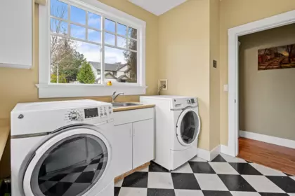 Powder Room Photo of 8525 Doerksen Drive, Mission, BC