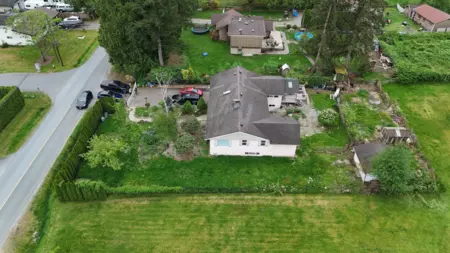 Front Yard Photo of 12259 252 Street, Maple Ridge, BC
