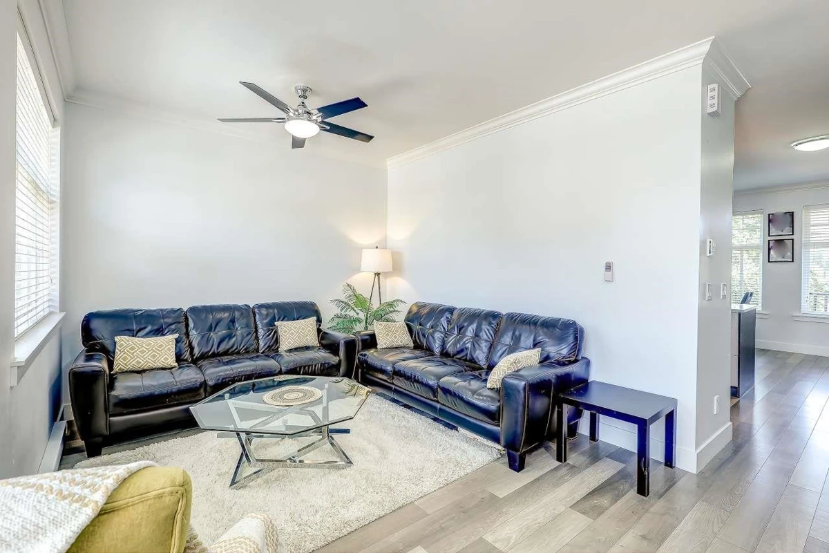 Dining Area Photo of 3 6350 142 Street, Surrey, BC