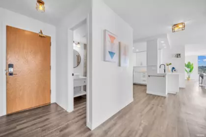 Hallway Photo of 1404 1065 Quayside Drive, New Westminster, BC