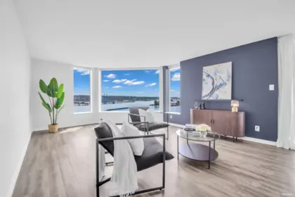 1404 1065 Quayside Drive, New Westminster, BC, New Westminster — Apartment/Condo for sale
