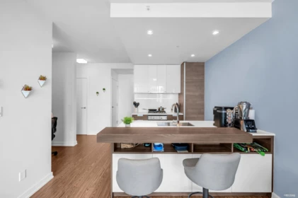 Kitchen Photo of 2910 4688 Kingsway, Burnaby, BC