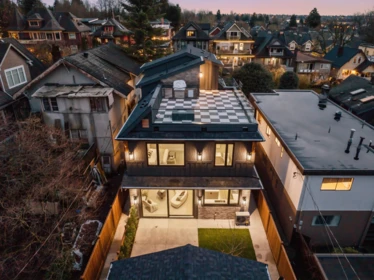 2 1841 Parker Street, Vancouver, BC, Vancouver — Half Duplex for sale