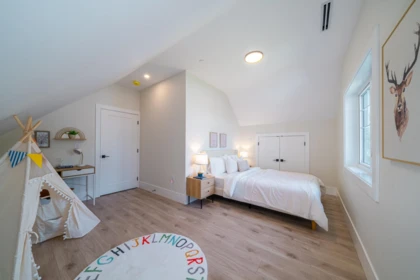 Mudroom Photo of 972 Park Drive, Vancouver, BC