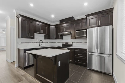 Walk-In Closet Photo of 90 15399 Guildford Drive, Surrey, BC