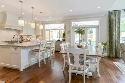 Kitchen Island Photo of 4745 204a Street, Langley, BC