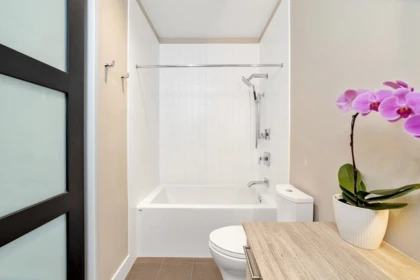 Breakfast Nook Photo of 313 220 Salter Street, New Westminster, BC