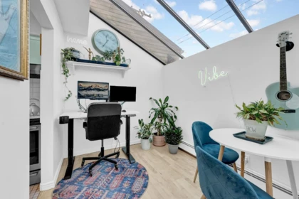 Breakfast Nook Photo of 204 2125 York Avenue, Vancouver, BC