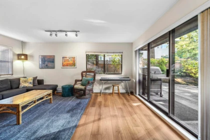Breakfast Nook Photo of 101 2935 Spruce Street, Vancouver, BC