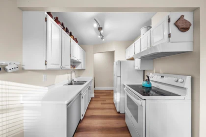 Walk-In Closet Photo of 101 2935 Spruce Street, Vancouver, BC