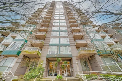 303 5189 Gaston Street, Vancouver, BC, Vancouver — Apartment/Condo for sale