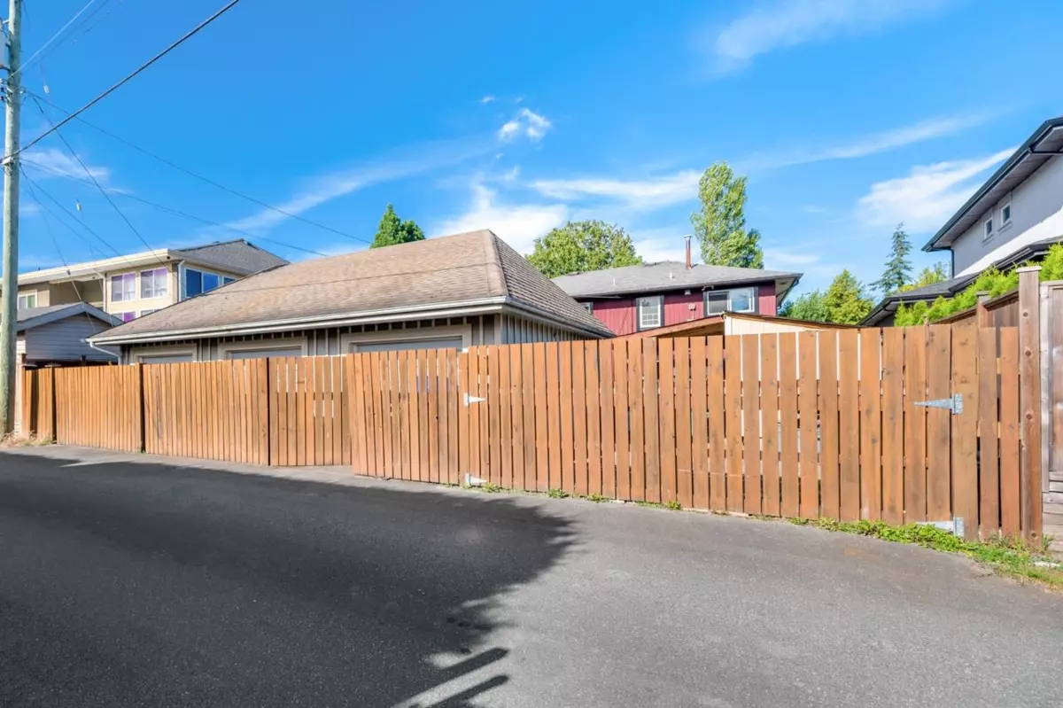Exterior Rear Photo of 10540 Aintree Crescent, Richmond, BC