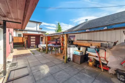 Kitchen Photo of 10540 Aintree Crescent, Richmond, BC